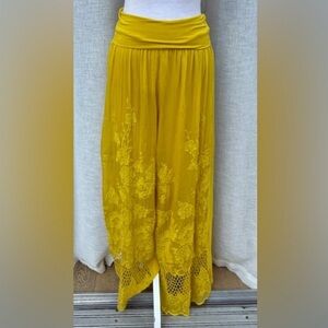 NT Italy yellow floral lace bottom silk blend super soft wide leg pants